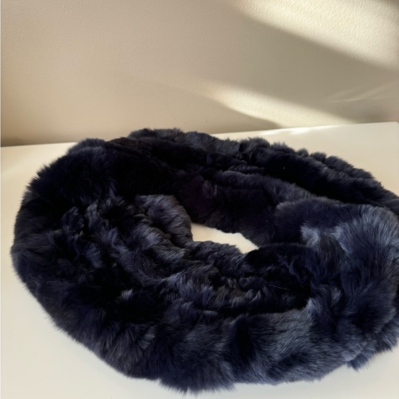 Real rabbit fur scarf, dark blue - Picture 2 of 3